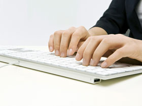 建筑企業(yè)資質(zhì)顧問（拓展市場，維護(hù)客戶）